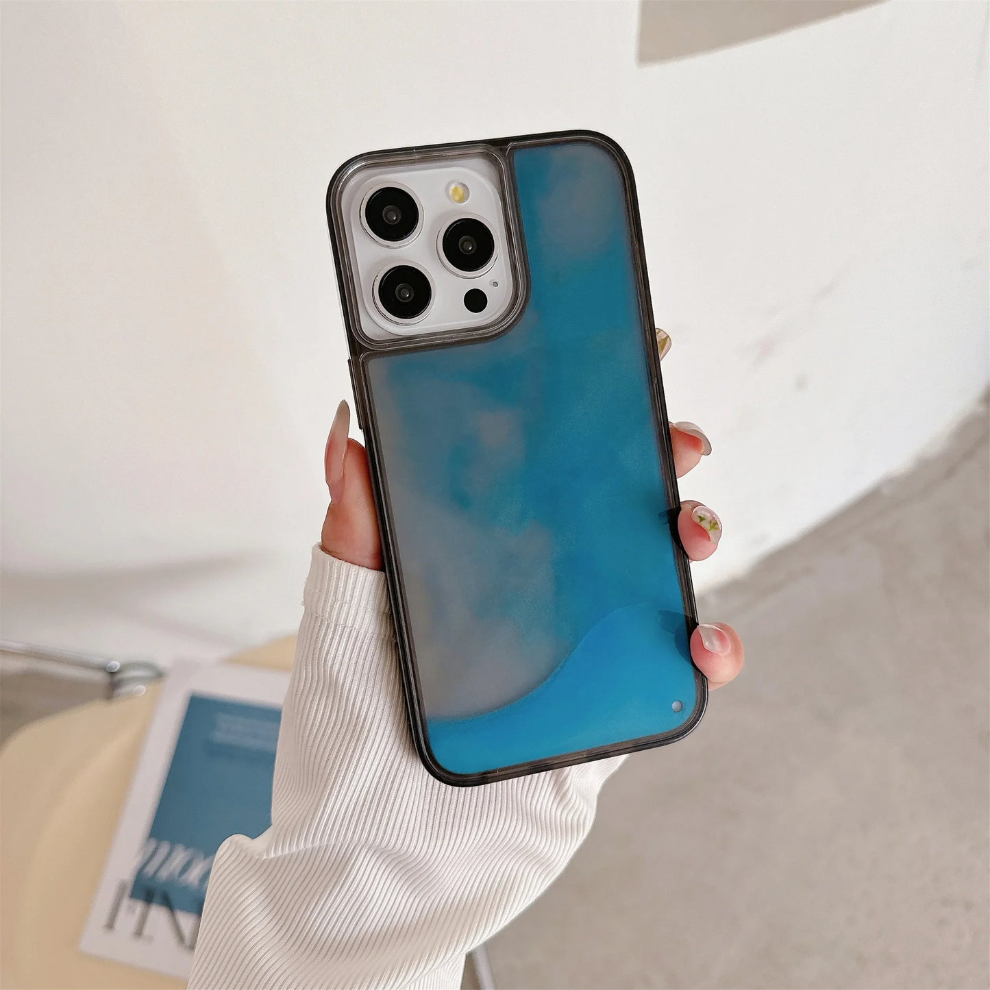 Shockproof Luminous Liquid Quicksand Hard Case